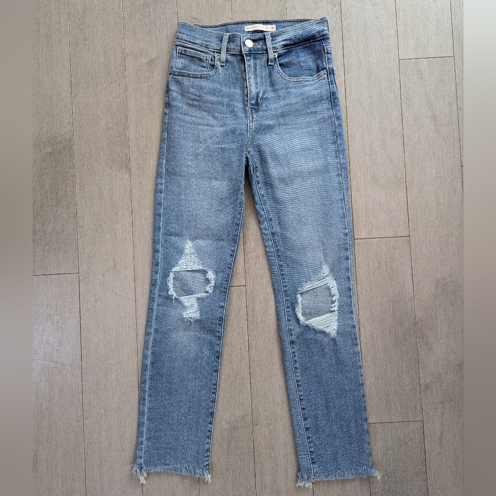 Levi's 724 high rise straight crop jeans medium wash ripped raw hem size 24